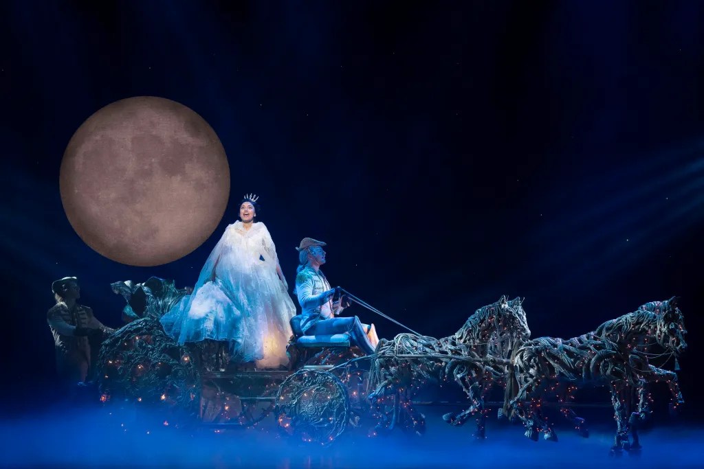 Shubshri-Kandiah-as-Ella-in-CINDERELLA-c-Jeff-Busby