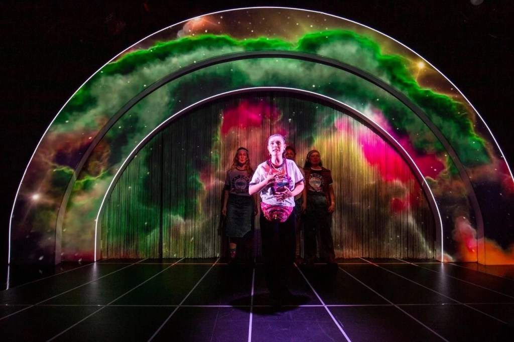 Flat Earthers: The Musical (Griffin/Hayes) ★★½